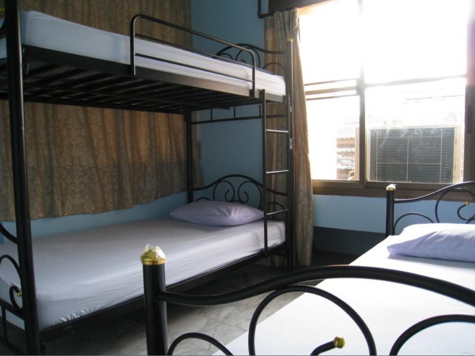 The Twins Hostel Bangkok Buitenkant foto
