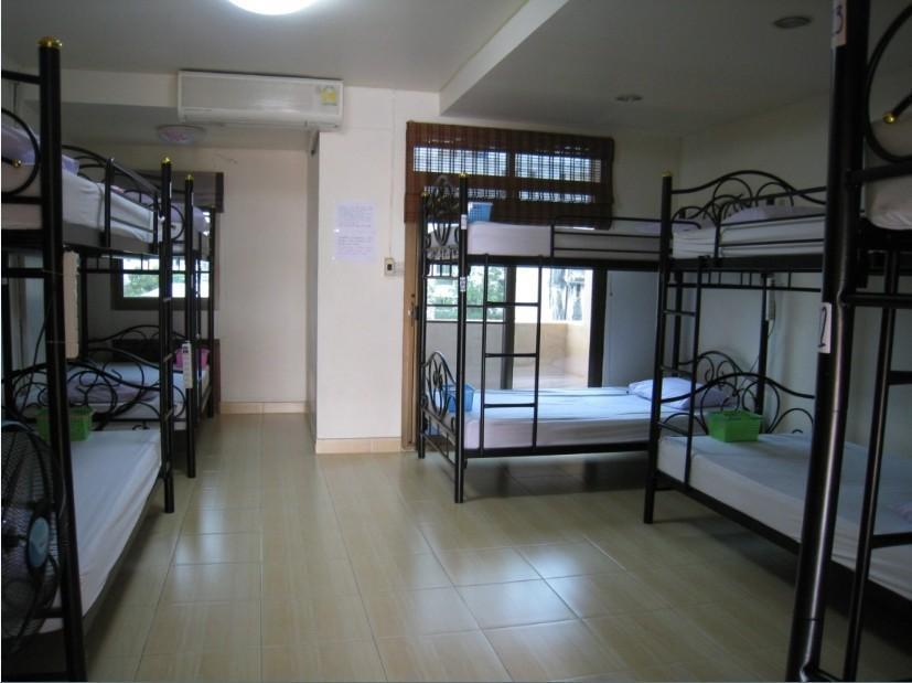 The Twins Hostel Bangkok Buitenkant foto