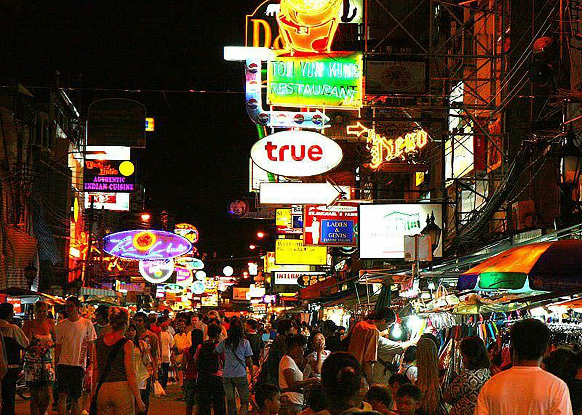 The Twins Hostel Bangkok Buitenkant foto